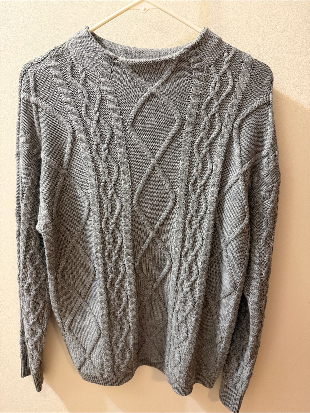 Love By Design Women's Gray Cable Knit Crewneck Sweater